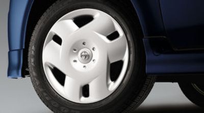 Toyota 08402-52805 Wheel Covers, Standard Equipment (Dealer Credit) 6-Spoke Twist