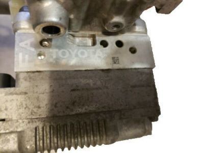 Toyota 47050-33110 Brake Booster